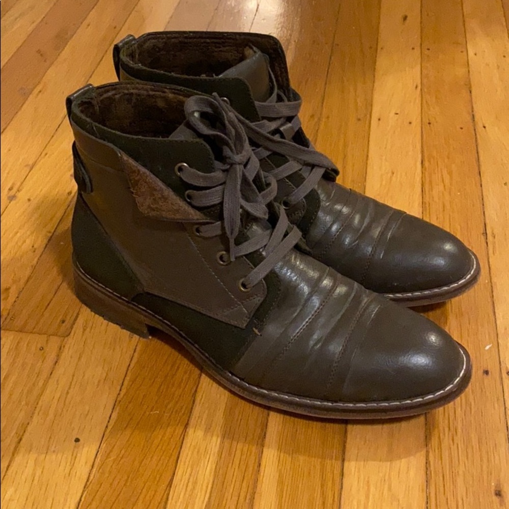 Steve Madden Men’s Jack Cap Toe Boot Size 9